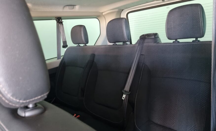 RENAULT Trafic Passenger Largo En. dCi 92 kW125 CV E6